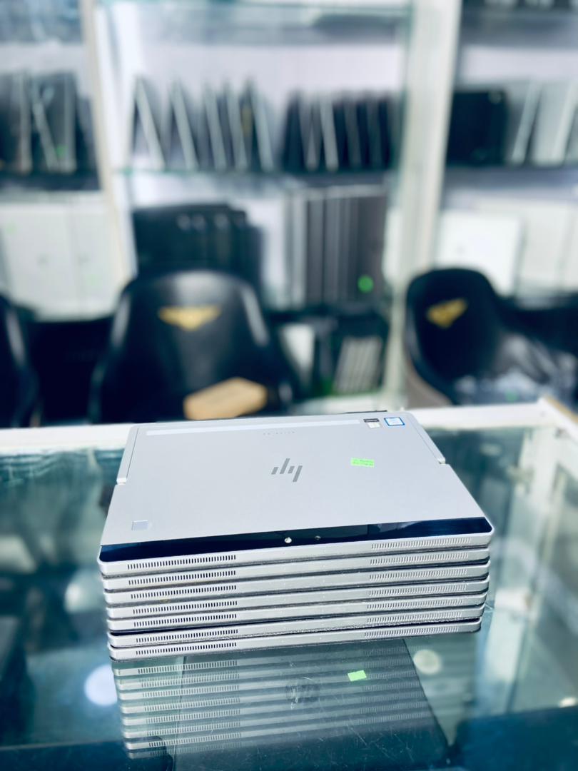 HP Elite x2 1012 G2 (Premium Detachable)